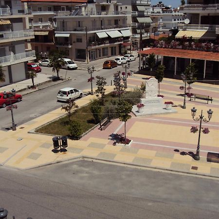 Adonis Apartments Paralía エクステリア 写真